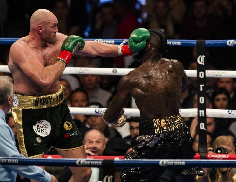 Wilder - Fury maçında şok sonuç! İkisi birden sevindi ama...