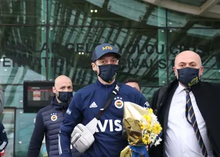 Fenerbahçe'ye Hatay'da coşkulu karşılama! Mesut Özil'e yoğun ilgi