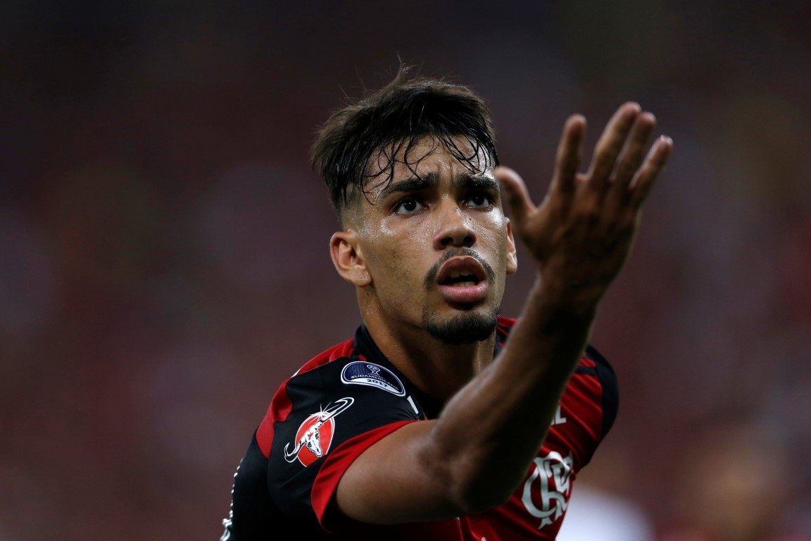 Lucas Paqueta’yı ver, Vagner Love’ı al