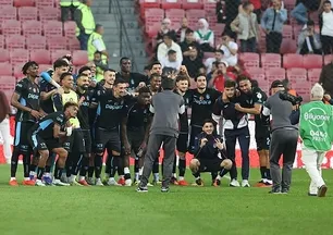 Trabzonspor, Samsun'da rekorlarla kazandı