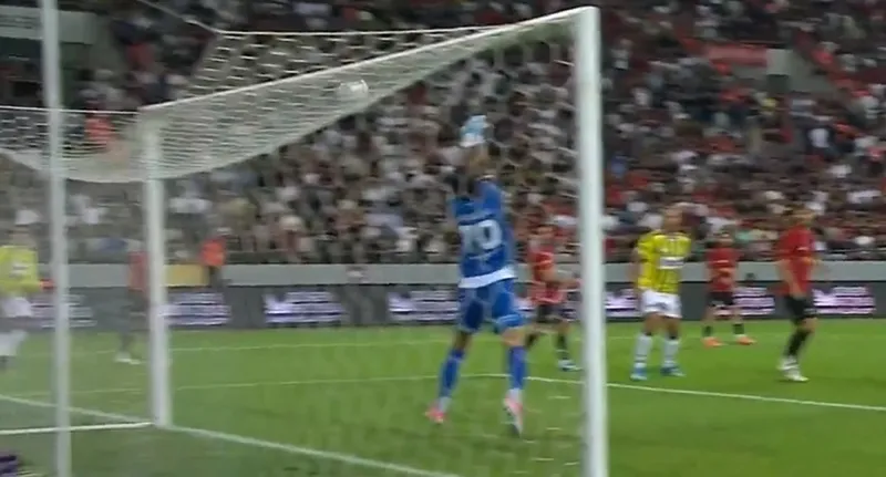 Anderson Talisca 2 kez direğe takıldı - 6
