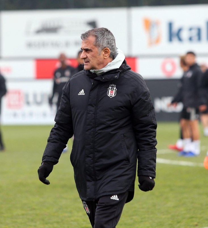 Şenol Güneş’ten istifa yanıtı!