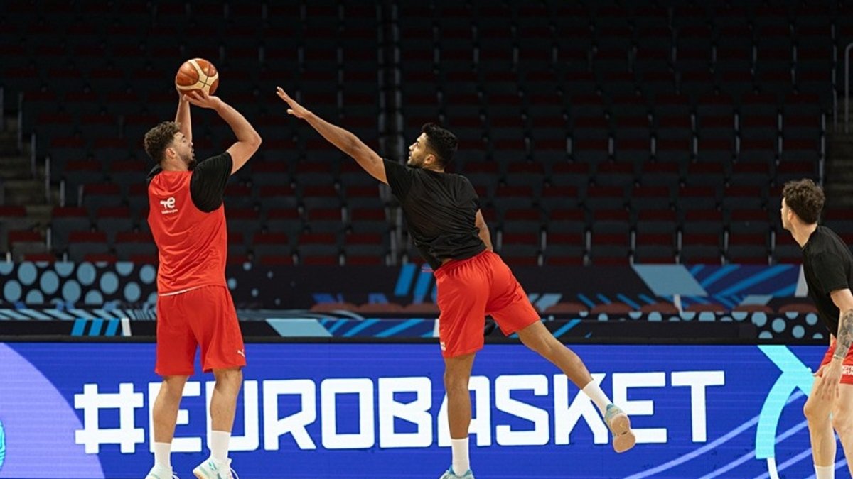 A Milli Erkek Basketbol Takımı, Sırbistan maçı hazırlıklarına devam etti A Milli Erkek Basketbol Takımı, Sırbistan maçı hazırlıklarına devam etti