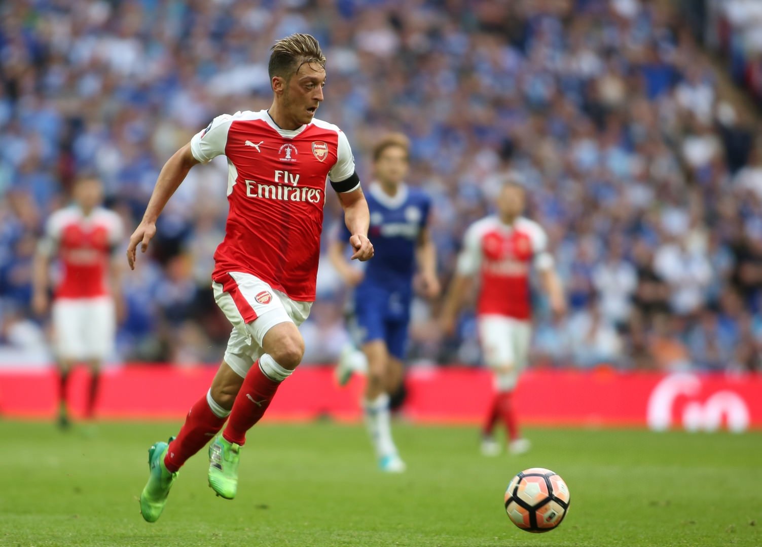 Beşiktaş’tan Mesut Özil hamlesi