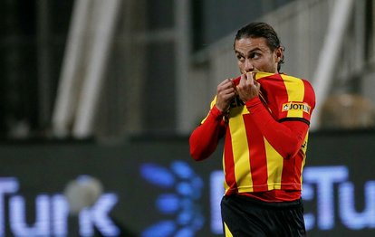 Son dakika transfer haberi: Göztepe Halil Akbunar ile sözleşme uzattı!