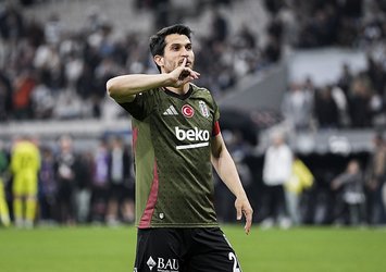 TFF'den Necip Uysal'a ödül!