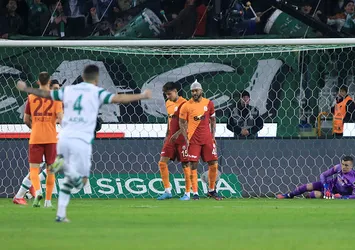 Cimbom Konya'da kaybetti!