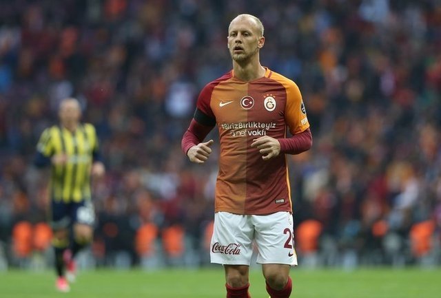 Türk futbolcularının bonservis bedelleri belli oldu