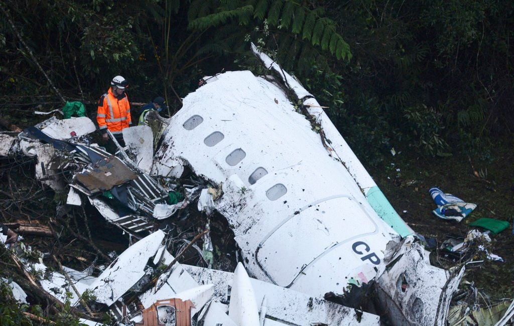 Chapecoense takımının düşen uçağından ilk görüntüler