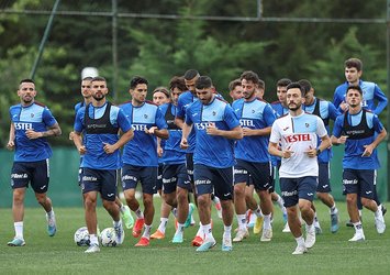 Fırtına'da yeni transfer idmanda!