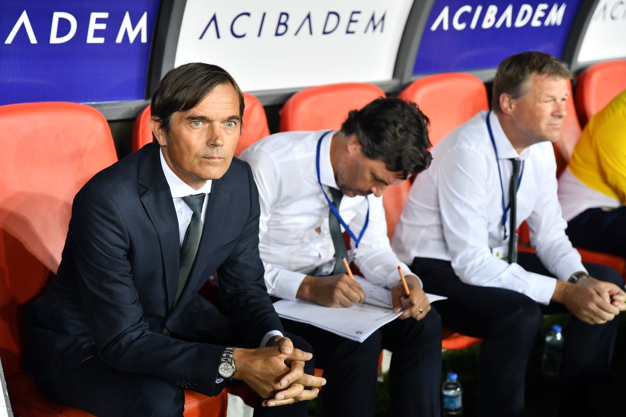 Fenerbahçe teknik direktörü Philip Cocu seferberlik ilan etti!