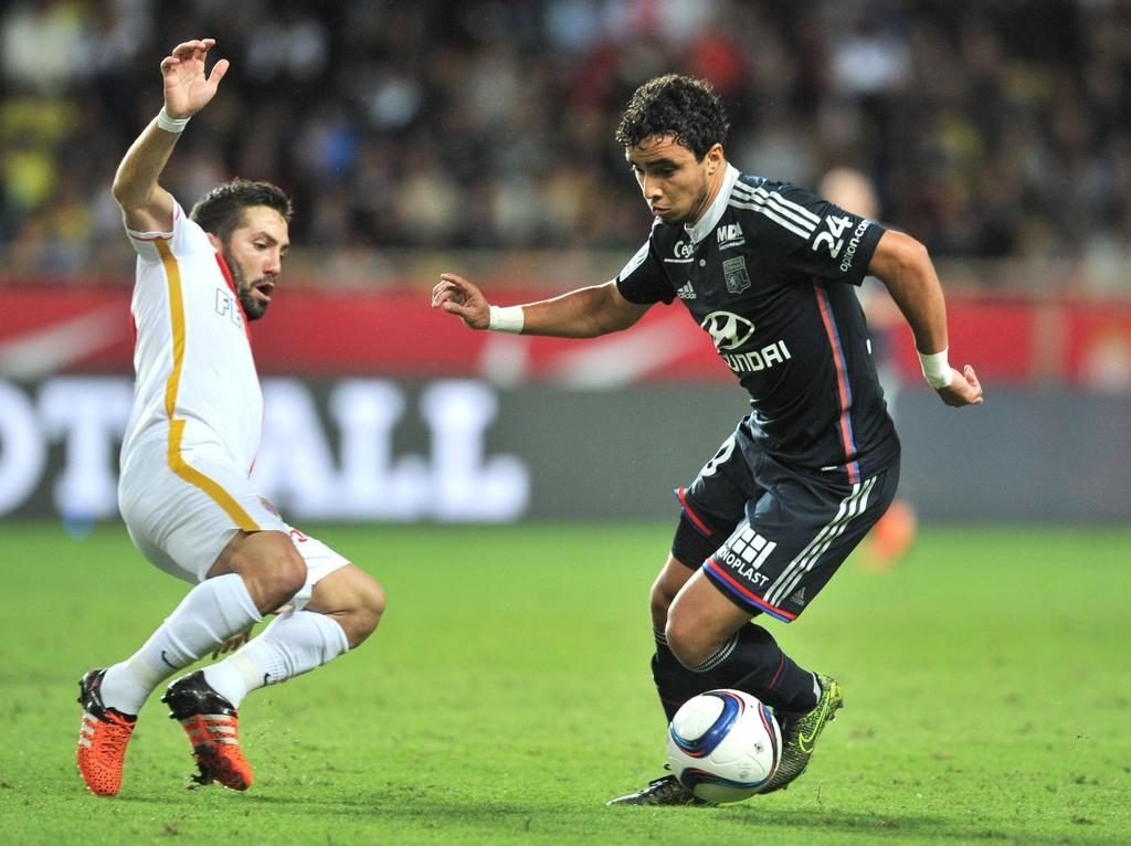 Beşiktaş sağ beke Rafael Da Silva’yı istiyor!