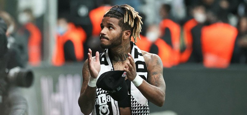 Valentin Rosier Beşiktaş - Giresunspor maçı sonrası taraftarlardan özür diledi!