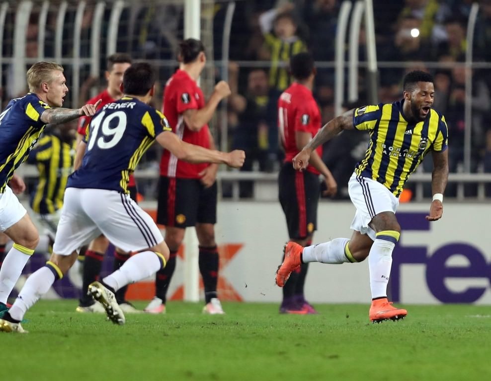 Fenerbahçe - Manchester United maçından kareler