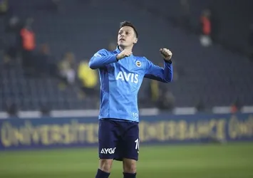Mesut'u istemedi imzayı atmadı