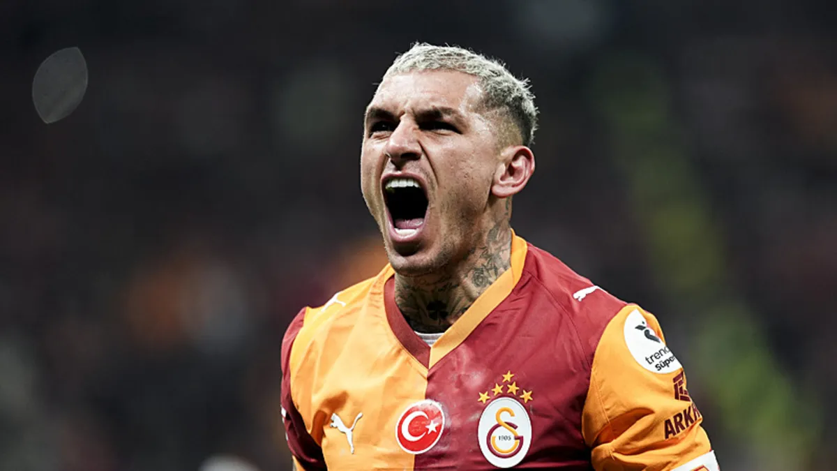 Galatasaray'da Lucas Torreira'dan transfer çağrısı!