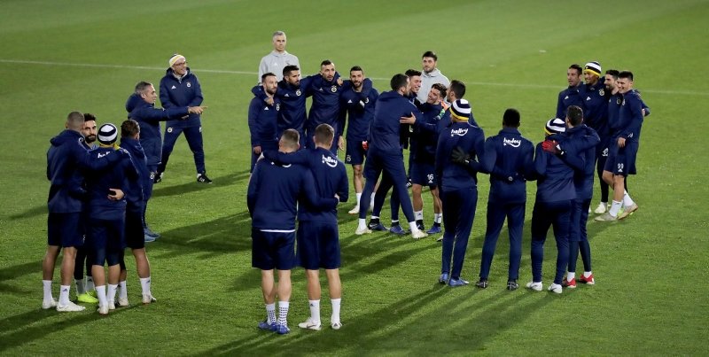 Fenerbahçe ’yeniden doğuş’ peşinde!