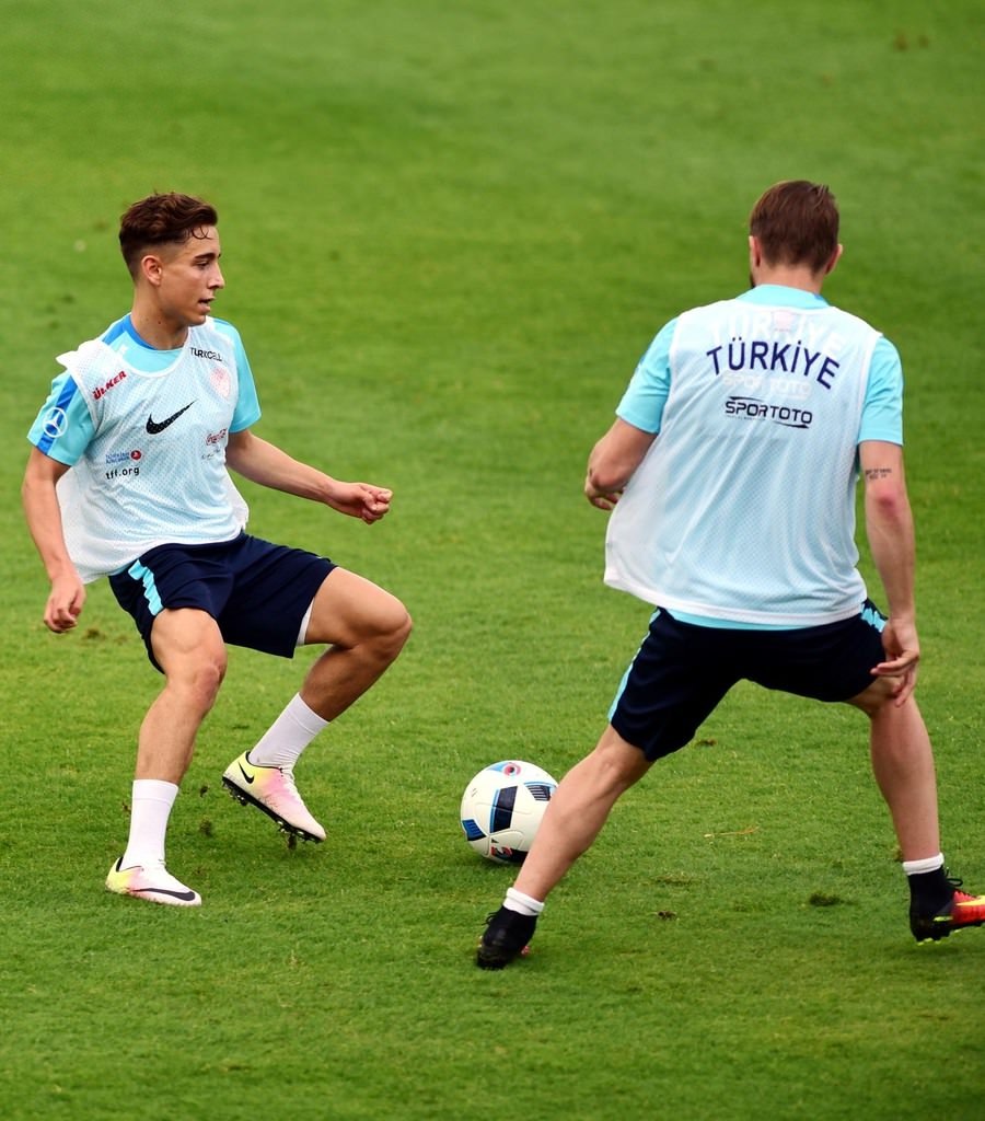 Emre Mor bombası! Bir kaç gün içinde imza atıyor...