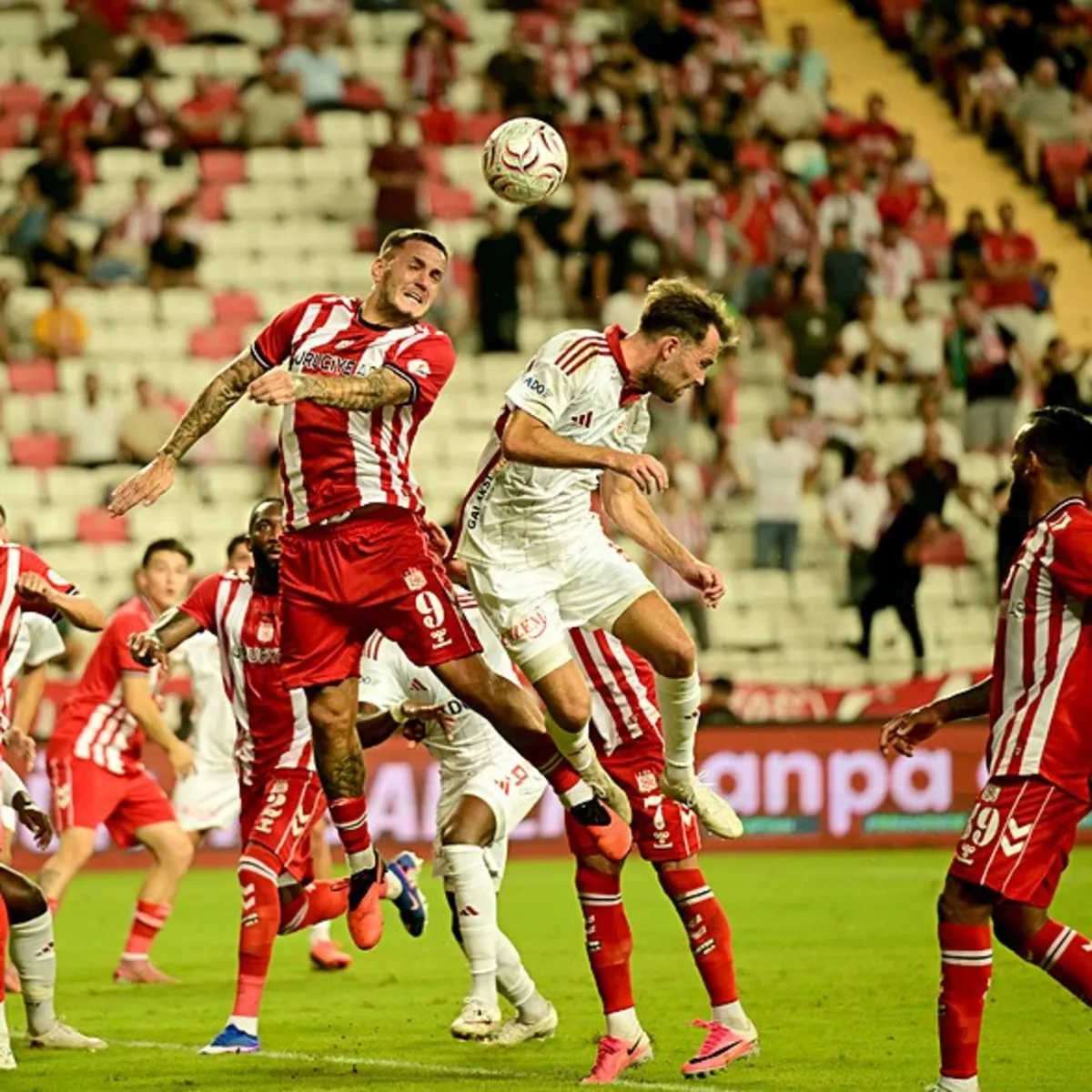 Sivasspor, 6 maçlık galibiyet özlemini dindirdi