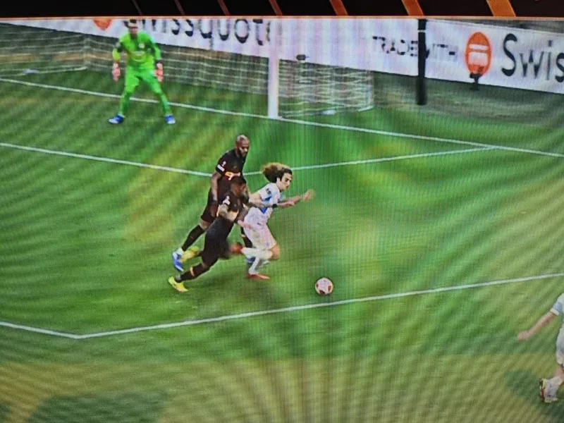 Son dakika spor haberi: Marsilya Galatasaray maçında penaltı VAR'dan döndü! - 1