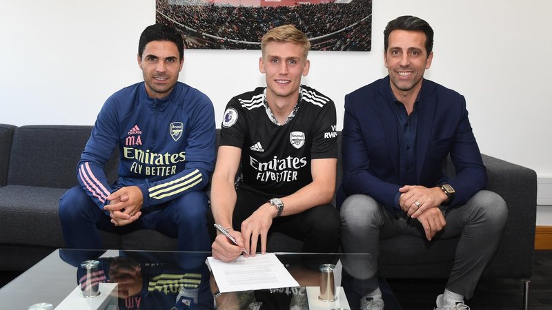 Alex Runarsson Arsenal’de