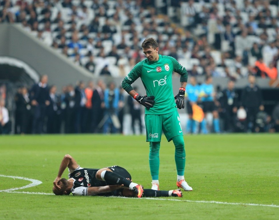 Lazio’da Muslera sesleri