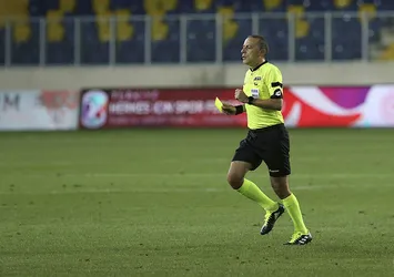 UEFA'dan Cüneyt Çakır'a görev