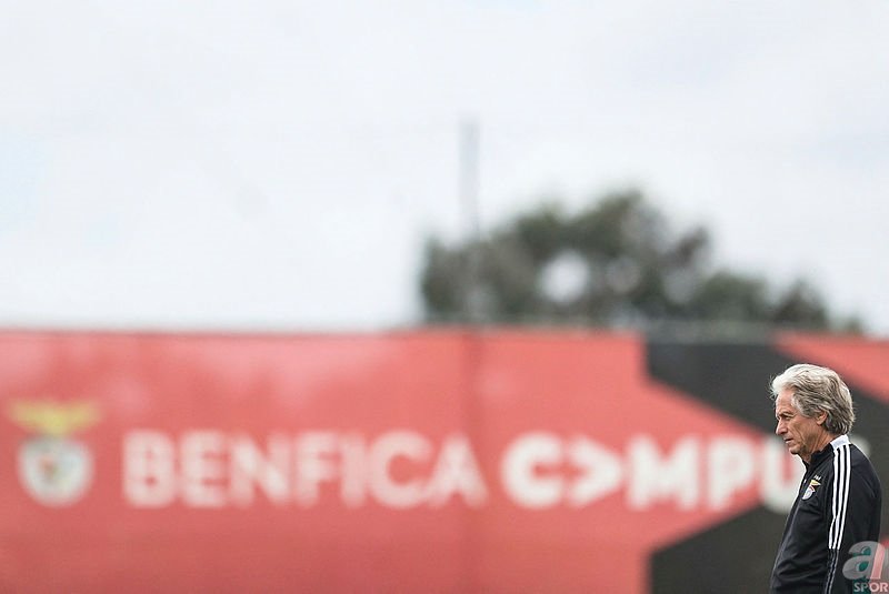 FENERBAHÇE HABERLERİ - Jorge Jesus 2.5 ay takımı izledi! O bölgelere takviye şart dedi