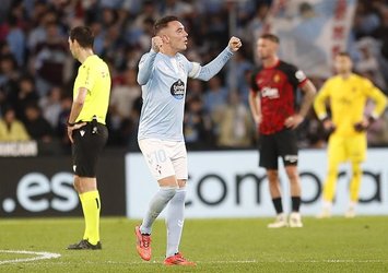 C. Vigo'dan 37 yaşındaki santrfora yeni sözleşme