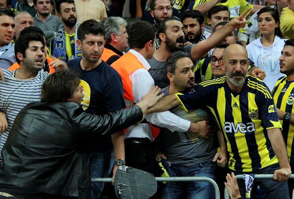 Fenerbahçe’den Galatasaray’a olay gönderme!