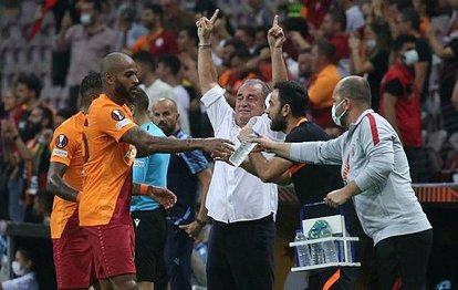 Galatasaray Lazio maçında Strakosha’nın hatası sonrası Fatih Terim böyle sevindi!