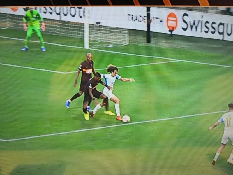 Son dakika spor haberi: Marsilya Galatasaray maçında penaltı VAR'dan döndü! - 2