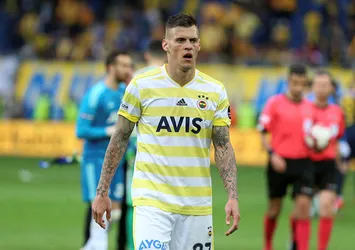 Skrtel yuvadan uçuyor!