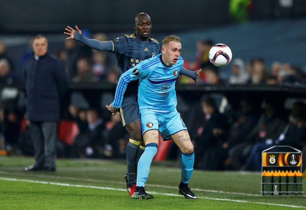 Feyenoord - Fenerbahçe mücadelesinden kareler