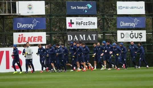Dirar Dan Fenerbahce Ye Kotu Haber Sayfa 1 Fenerbahce 16 Kasim 2020 Pazartesi