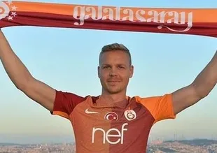 Galatasaray'ın yeni transferi sakatlandı