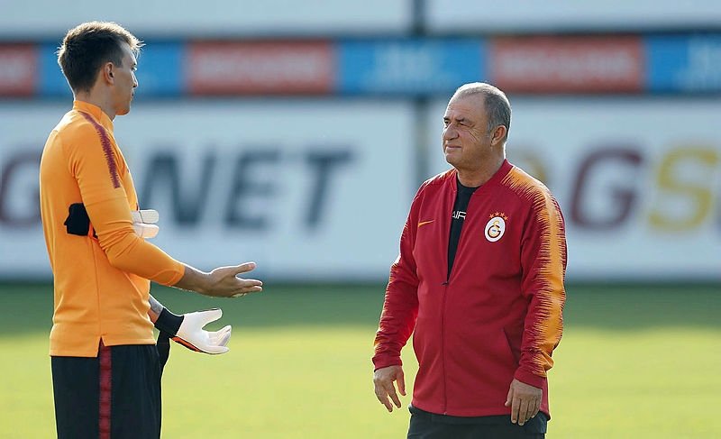 Fernando Muslera en iyi ilk 5’te