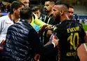 Abdullah Avcı ile Adem Büyük arasında gerilim - 1
