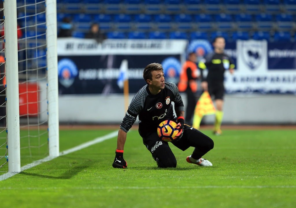 Fernando Muslera’dan ayrılık sinyali