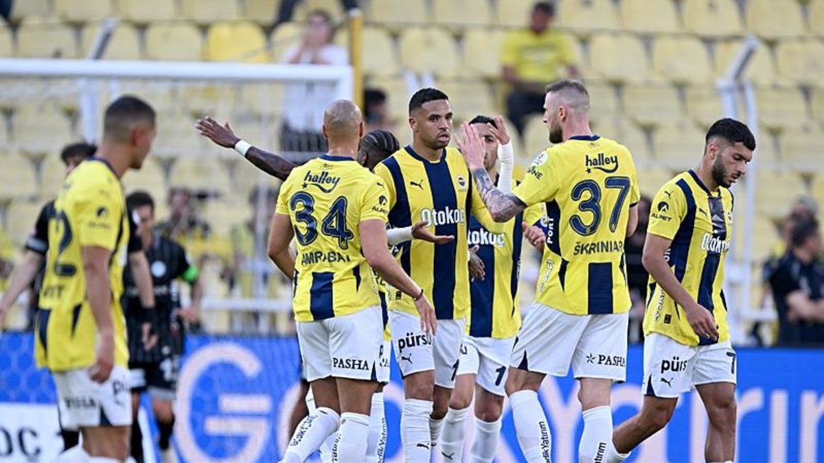 Spor yazarları Fenerbahçe-Tümosan Konyaspor maçını değerlendirdi Spor yazarları Fenerbahçe-Tümosan Konyaspor maçını değerlendirdi
