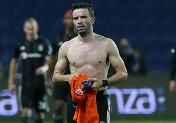 Beşiktaş'a Gökhan Gönül müjdesi!