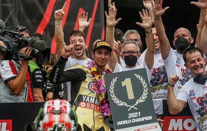 Dünya Superbike Şampiyonu Toprak Razgatlıoğlu’na İspanyollarda büyük övgü! Rea’yı tahttan indirdi