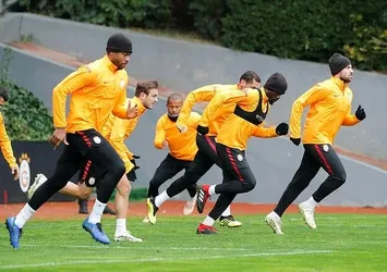 Galatasaray'da kriz atlatıldı
