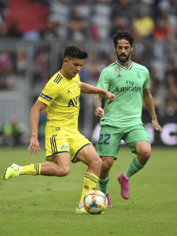 Zidane’dan Altay Bayındır ve Ferdi Kadıoğlu sözleri!