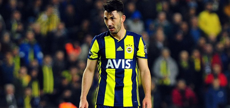 Bedelli askerlik yapan Tolgay Arslan göreve çıktı