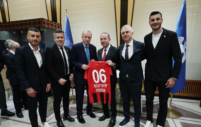 Trendyol Süper Lig’in yeni ekiplerinden Başkan Recep Tayyip Erdoğan’a ziyaret!