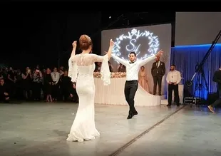 Hakan Çalhanoğlu'ndan zeybek şov