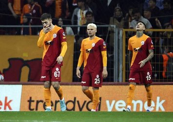 Galatasaray'da 4 yıldız mutsuz!