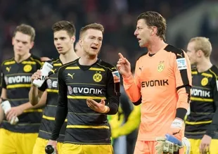 Dortmund 1 puanı 90'da kurtardı