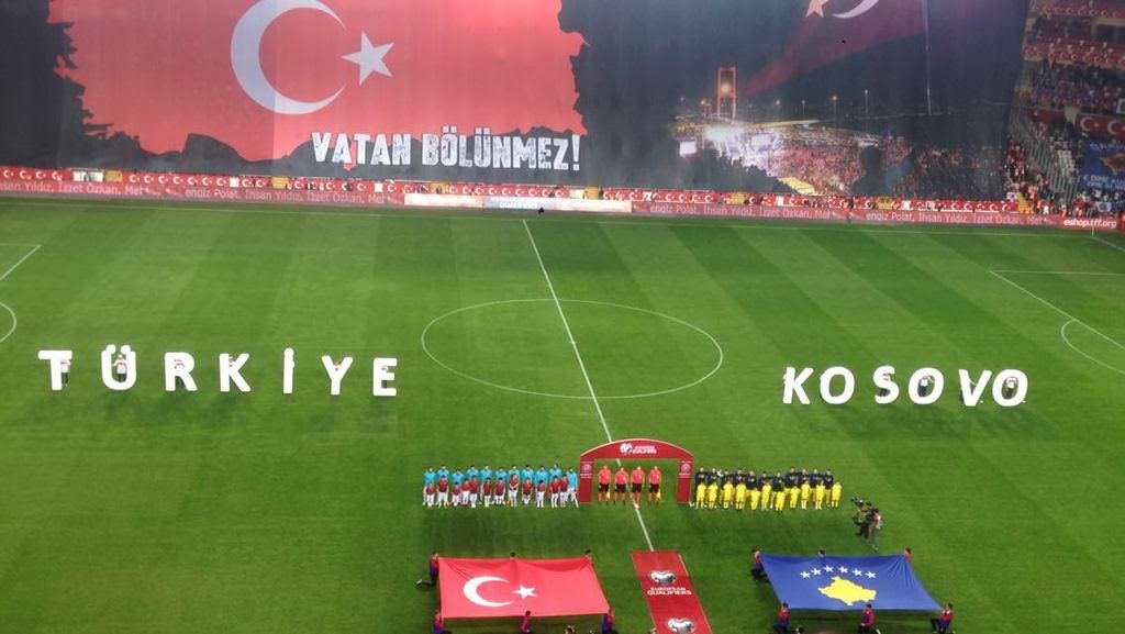 Türkiye-Kosova maçından kareler